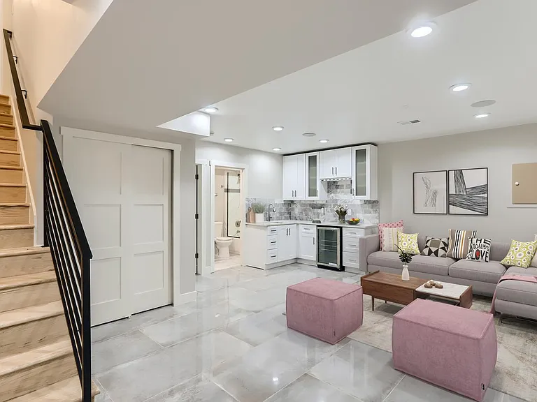 Optionally furnished common areas! Common areas can come beautifully furnished by our in-house design team for an additional fee.