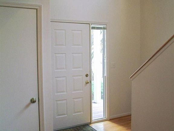 3rd image of 1510 Patricia Ave