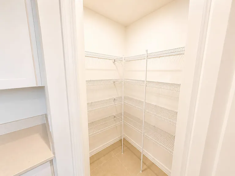 17240 Cantu Ct — Photo 30