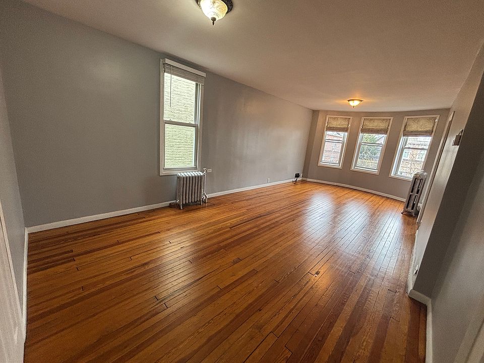 1st image of 136 E 235th St #2A