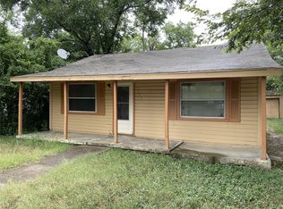 3321 S Main St, Fort Worth, TX 76110