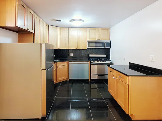 Rented by Corcoran | media 19