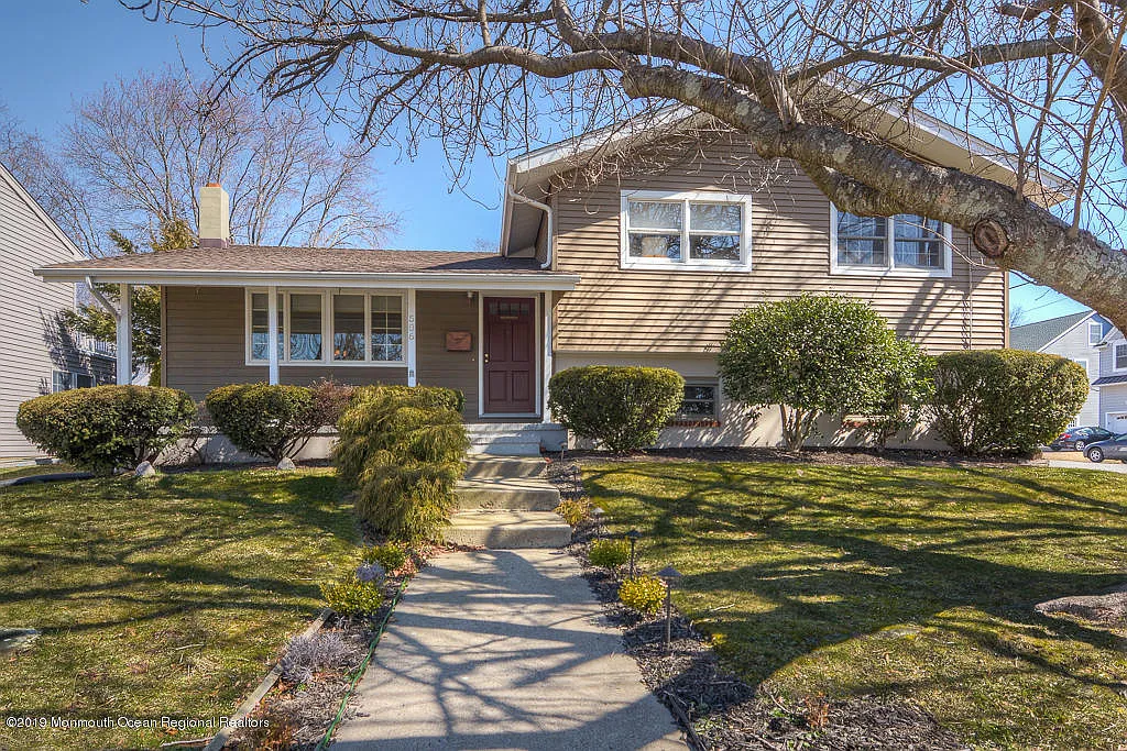 506 Harris Ave photo 1