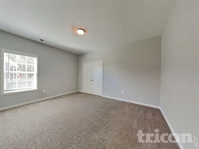 831 Ellyson Dr — Photo 13