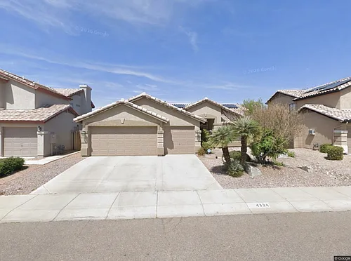 4334 E Meadow Dr Photo 1