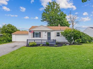 2411 Dellwood Dr, Fort Wayne, IN 46803