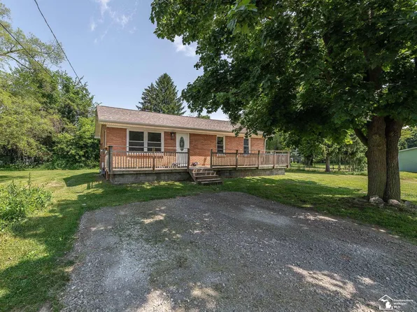 2996 Clayton St, Erie, MI 48133