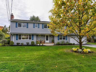 6 Sheffield Rd, East Windsor, NJ, 08520