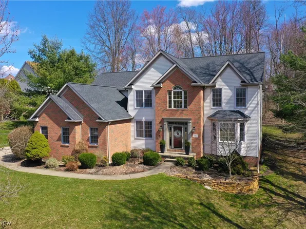 763 Kensington Way, Akron, OH 44321