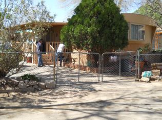 12 Navajo St, Nogales, AZ 85621