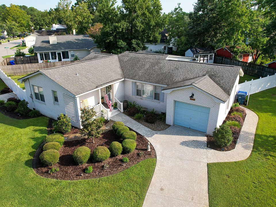 1st image of 2050 Piper Dr