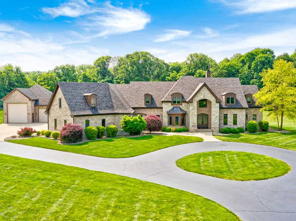 4181 Whitetail Woods Dr, Bargersville, IN 46106