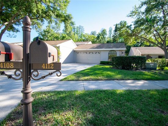 4112 Salem Square Pkwy, Palm Harbor, FL 34685