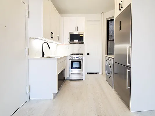 Rented by Citified Realty Group LLC | media 6