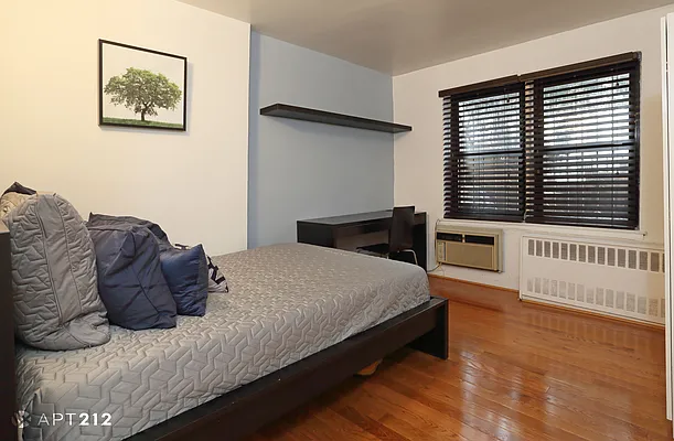 Rented by APT212 INC | media 29