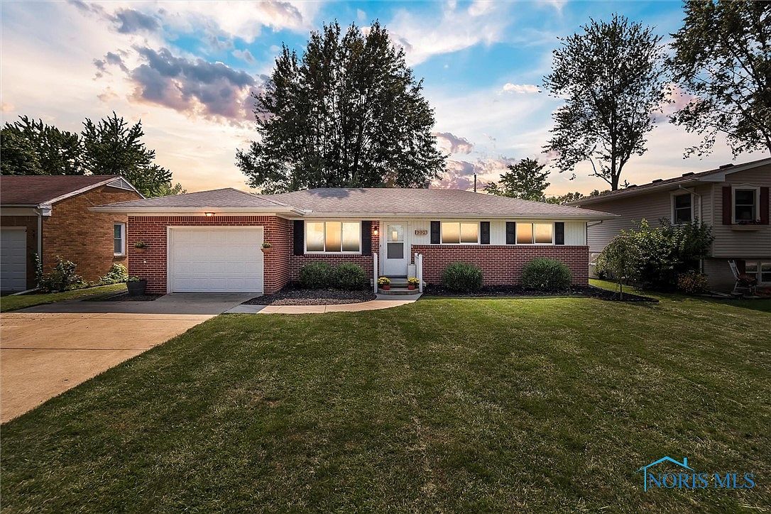 202 Earl St, Walbridge, OH 43465 Zillow
