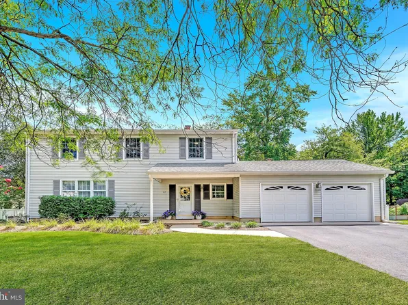 47 Crestwood Dr, Hamilton, NJ 08690