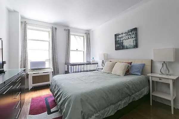 Sold by HomeDax Real Estate | media 6