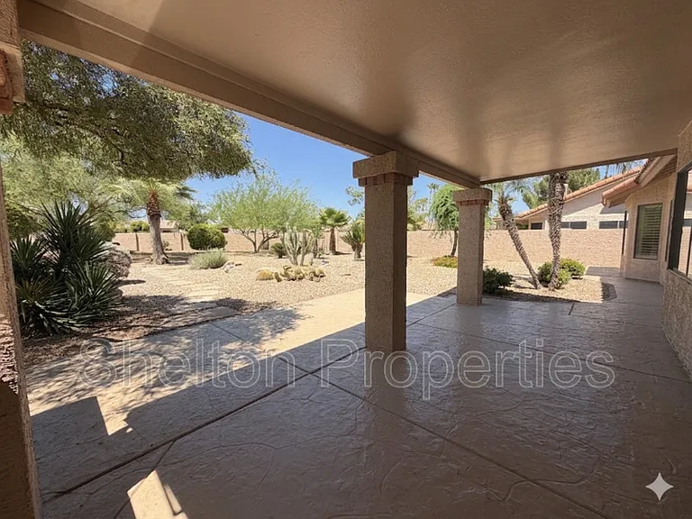 9418 W Tonto Ln — Photo 12