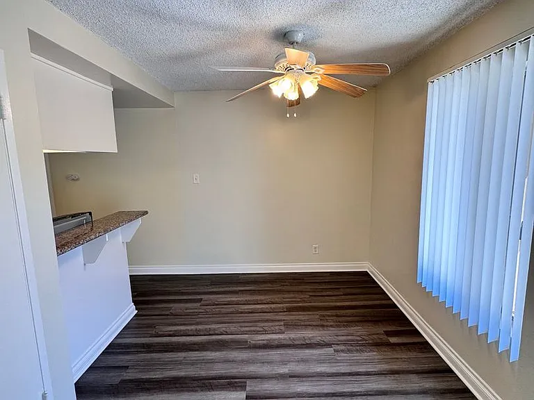 3781 Green Ave #2 — Photo 5
