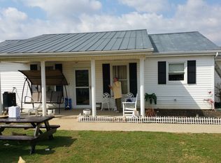55 Fairlane Ave, Hustonville, KY 40437