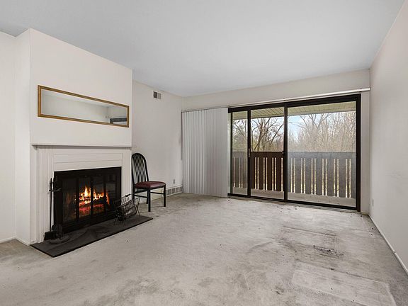 3rd image of 2150 Pauline Blvd APT 303