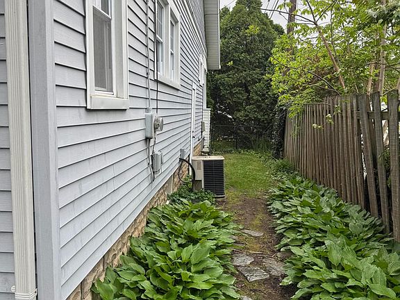 5th image of 118 Hampton Pl