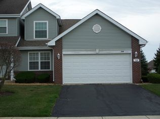 719 Pelican Ln, Peotone, IL 60468