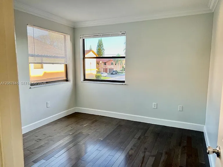 900 SW 113th Ter — Photo 18