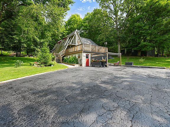 4th image of 1073 Cedar Beach Rd