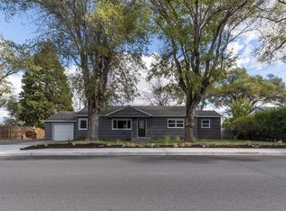 1232 SW 15th St, Redmond, OR 97756
