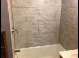 715 Pearl St, Grinnell, IA 50112