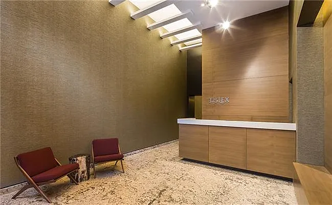 Rented by RELO REDAC INC. | media 32