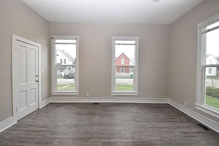 434 W Lawrence St #2 — Photo 4