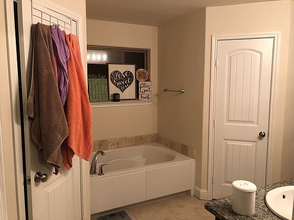 4th image of 9405 Caprock Ct