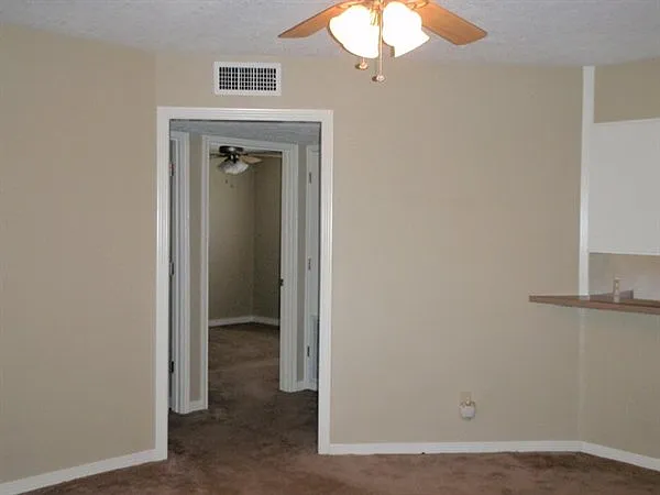 5500 Whitaker St — Photo 3