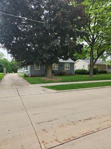 813 West 18TH AVENUE, Oshkosh, WI, 54902