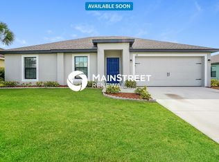 128 Shadow Lakes Dr, Lehigh Acres, FL 33974