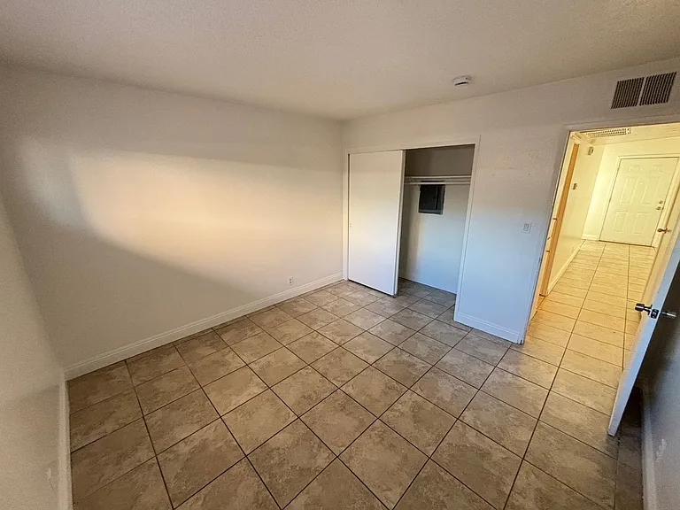 5132 Pebble Beach Blvd #B — Photo 9