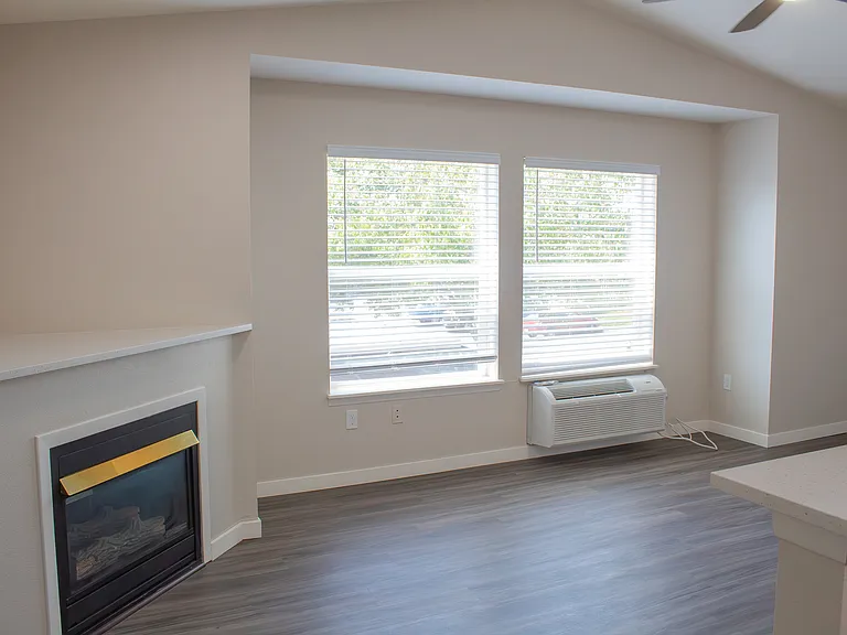 15050 NW Central Dr #1103 — Photo 2