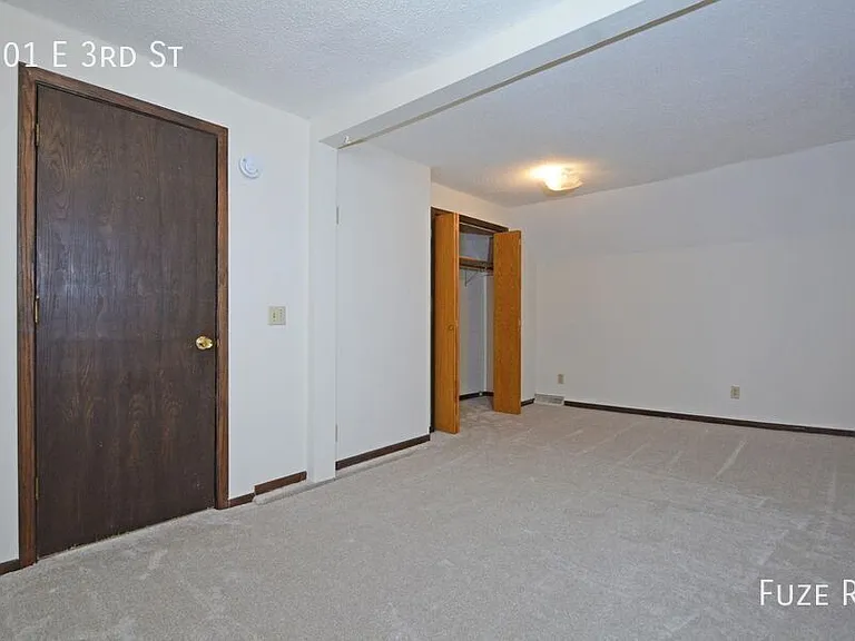 301 E 3rd St — Photo 12