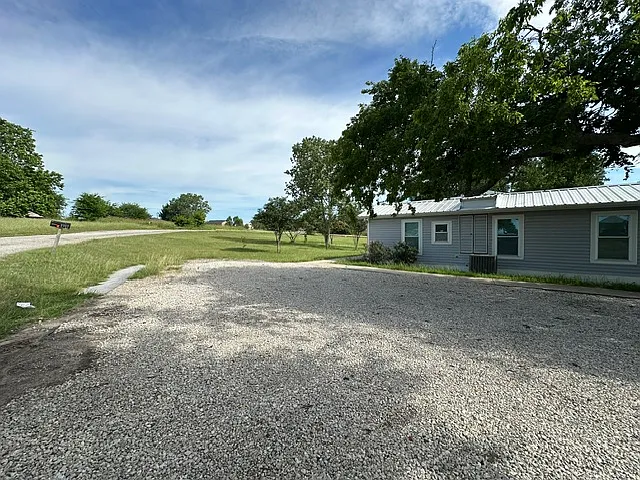 2787 Poppy Ln — Photo 3