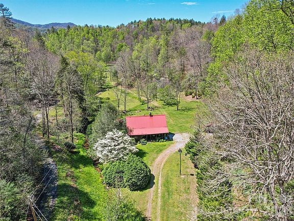5th image of 647 Indian Springs Rd