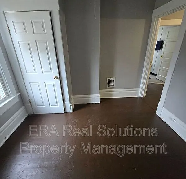 80 Warren Ave — Photo 13