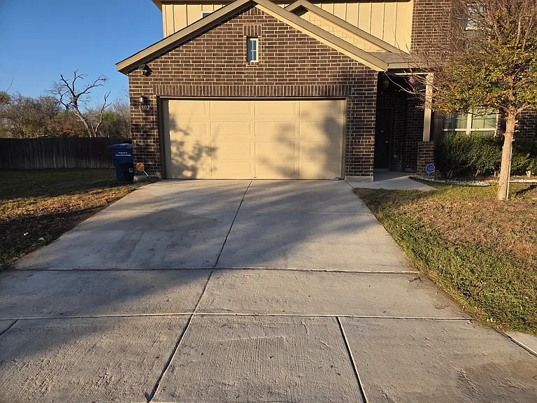 6802 Emerald Valley — Photo 1
