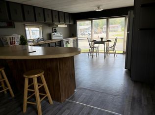 711 N 19th St, Hamilton, IL 62341