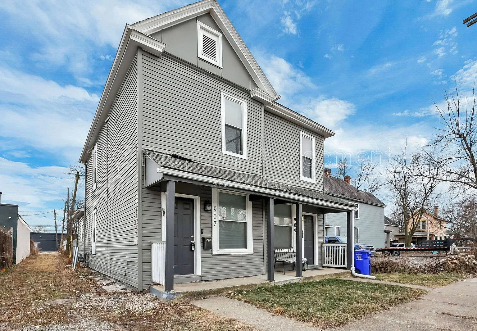2 bed, 1.0 bath, 963 sqft, $1,110 — Photo 2