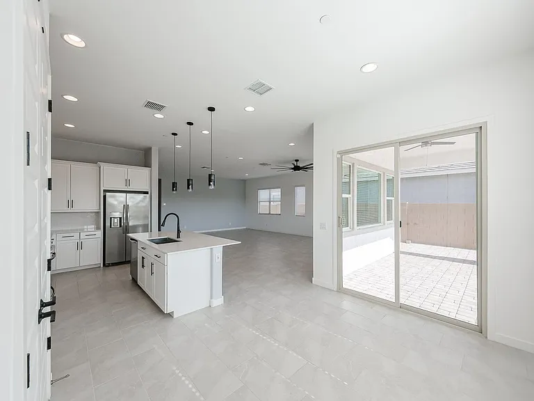 31674 N 123rd Ave — Photo 14
