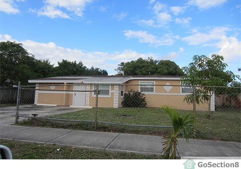 1st image of 641 NE 43rd Ct