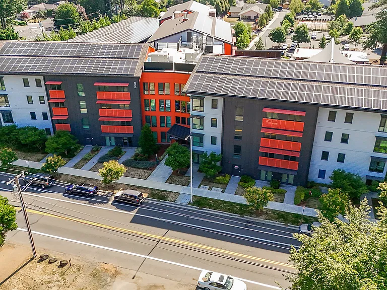 Wynne Watts Commons — Photo 2